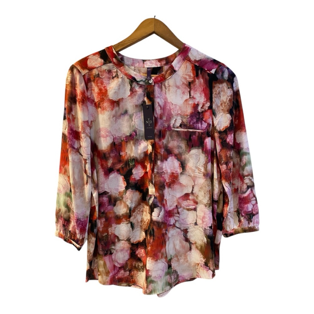 New NYDJ Floral Watercolor Blouse Size M Pleated Back 3/4 Sleeve Summer